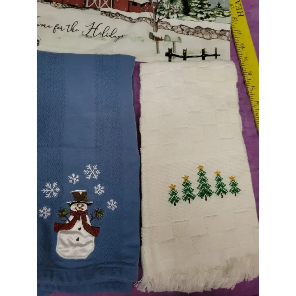 Lot of Christmas Blue WHite Green Tree Snowman Kitchen Towels Bath & Bonus Barn